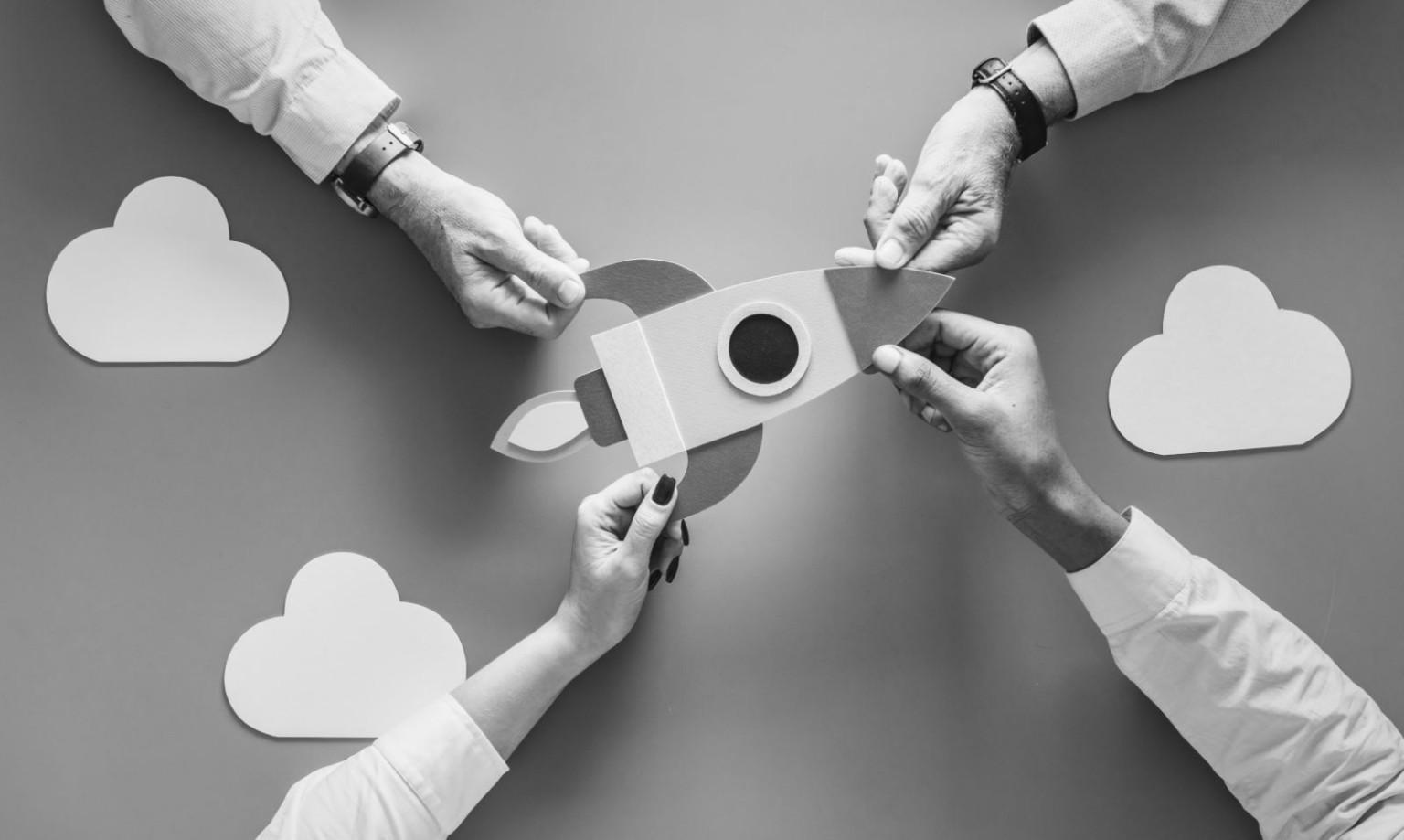 Ποιοί είμαστε